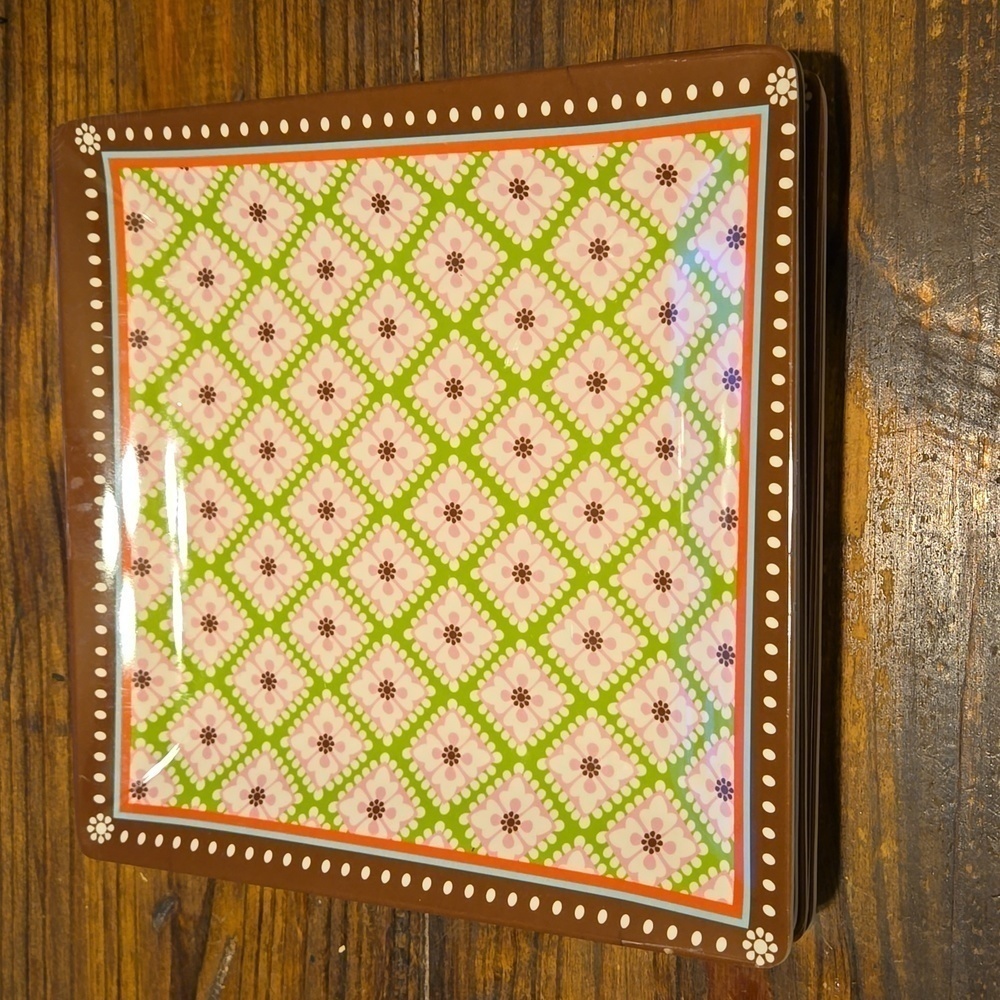 Set of 5 Patterned Hard Plastic Square Plates 10.5 inches
